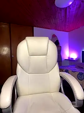 Im scarlett18 online show from October 17, 4:10 pm