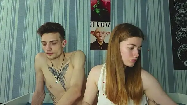 EmiliaCouple online show from May 22, 11:41 am