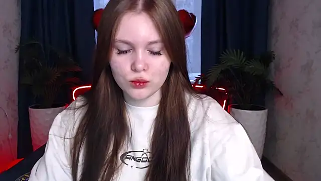 Musegirl online show from March 13, 10:27 am