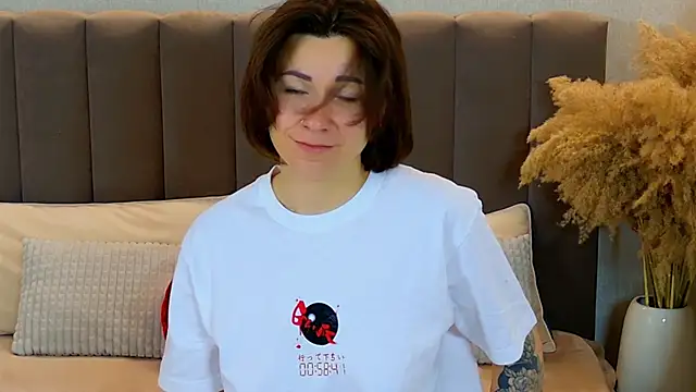 EdenSolis online show from May 16, 10:36 am
