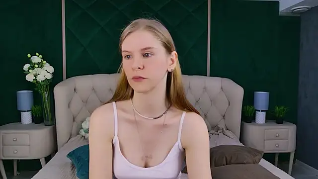 Morgan Wardi online show from April 4, 8:40 pm