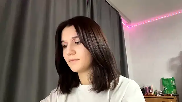 ElsieZuno online show from October 11, 3:37 pm