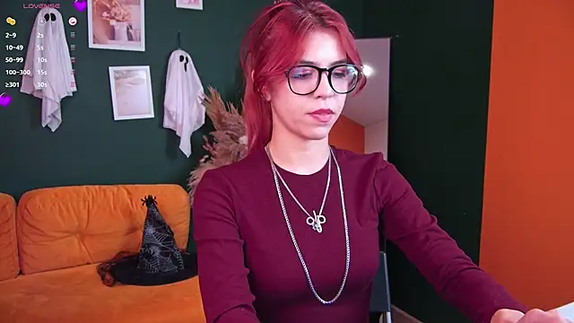 SabrinaCutie online show from October 15, 9:56 am