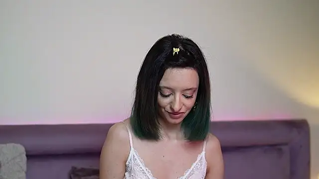 JoelleApril online show from March 19, 9:19 pm