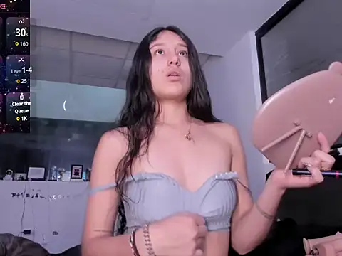 princesstina- online show from October 27, 6:13 pm