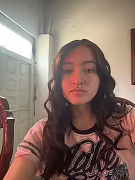 Vampy doll online show from October 10, 7:41 pm