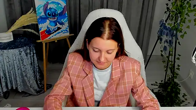 BilliSyler online show from October 11, 9:47 am