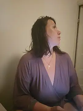Ambika beauty online show from May 22, 9:13 pm