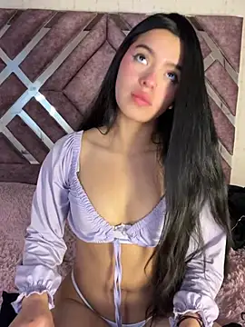 LunaMoore Pink online show from May 9, 12:40 pm