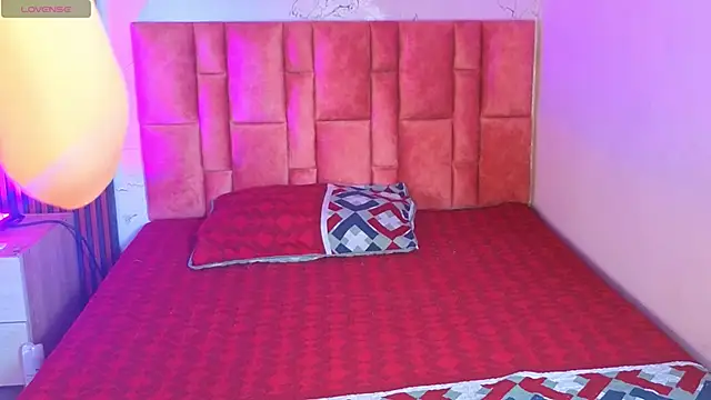 danna peters online show from November 12, 8:51 pm