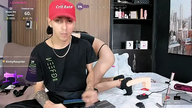 DerryAndIzzy online show from November 24, 9:39 pm