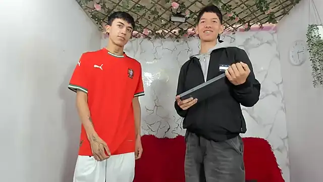 heyy noah11 online show from May 21, 1:20 pm