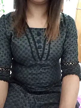 Tanha18 online show from May 8, 3:04 pm