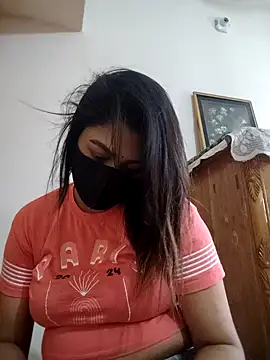 Tanha18 online show from October 19, 7:43 am