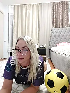 ElenabonyX online show from June 20, 6:44 pm