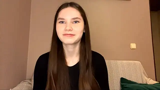 KaseyByczek online show from October 11, 4:10 pm