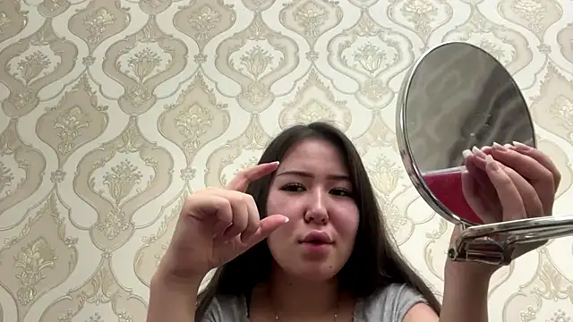 HilmaCisco online show from October 11, 11:58 am