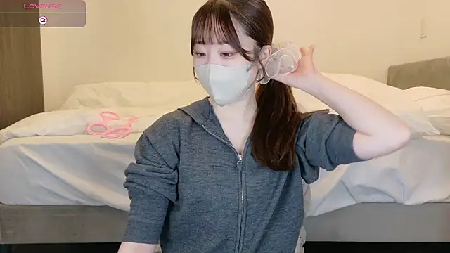 yura ra ra online show from May 11, 8:16 am