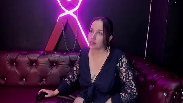 sweet  luciana online show from October 14, 11:24 am