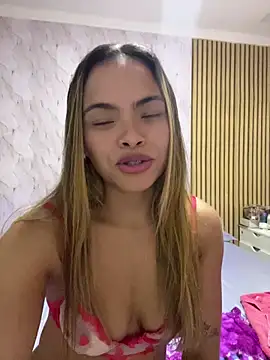safadinhaquenteW online show from May 6, 2:32 pm