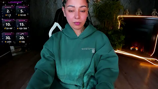 Aisha Goldstein online show from March 31, 8:36 am