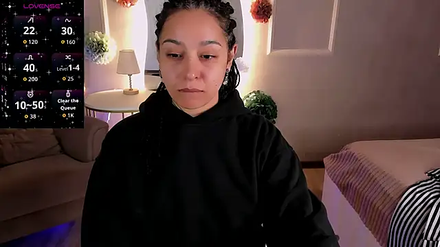 Aisha Goldstein online show from April 10, 5:57 am