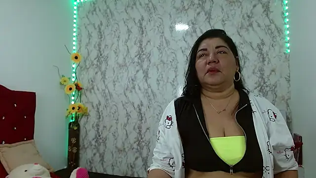  Danna Milf  online show from November 23, 12:24 am