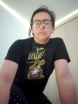 Lui Fer01 online show from January 10, 8:19 am