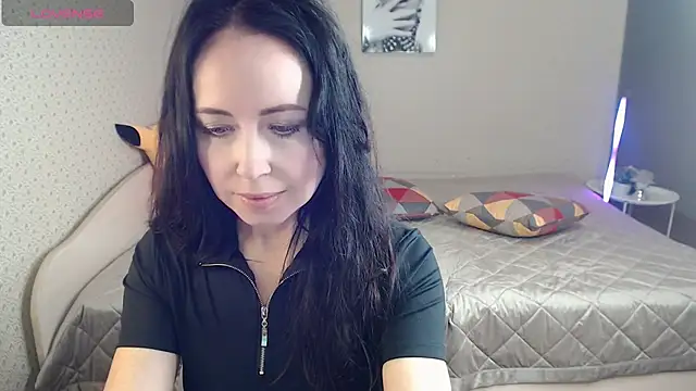 beautiful moon3 online show from April 26, 1:53 pm