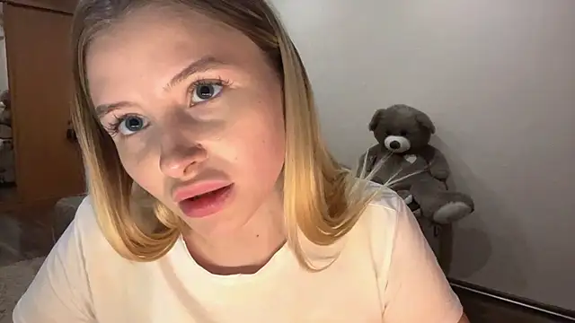 VictoriaMystery online show from October 14, 7:05 pm