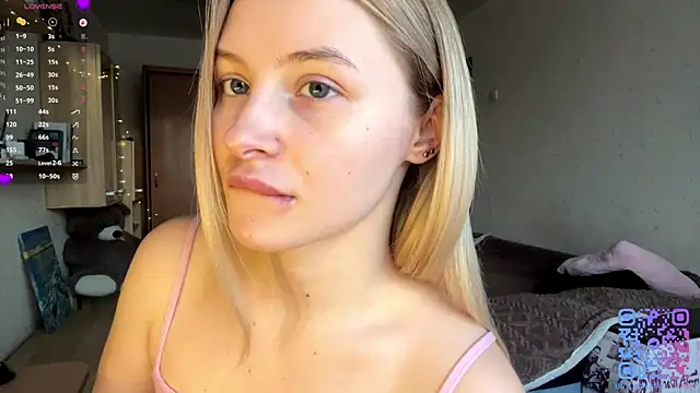 VictoriaMystery online show from December 18, 1:05 pm