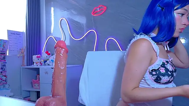 Naaomi cute online show from March 12, 8:33 pm