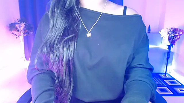 Rashiii  online show from February 3, 2:53 am