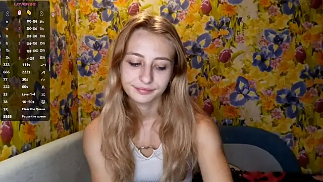 AmeliLia online show from October 31, 3:38 pm