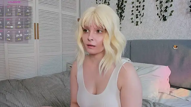 Stacy Starr online show from July 12, 3:57 pm