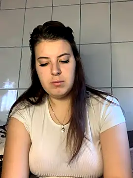 MiraCastellon online show from November 26, 12:28 pm