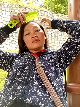 siusiu-00 online show from October 24, 5:14 am