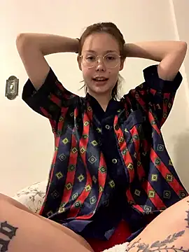 KittyK at online show from January 9, 11:53 pm