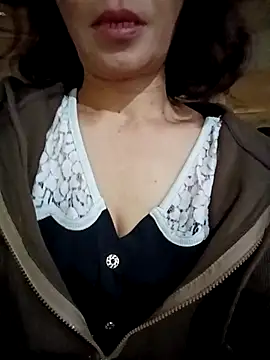 RizoCii online show from October 22, 4:39 am