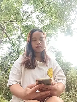 Nguyet2k4 online show from May 15, 1:00 am