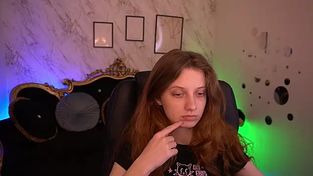 CuteeFoxy online show from May 26, 12:59 pm