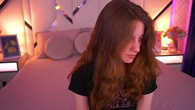 CuteeFoxy online show from May 11, 4:04 pm