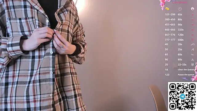 Erosyne online show from November 19, 5:46 pm