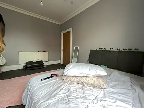 Scouse Lexi online show from July 5, 4:12 pm