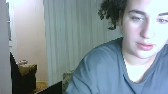 Kiki Catty online show from October 18, 7:37 pm