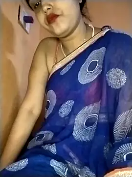 strip queennn online show from April 6, 4:52 pm