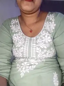 strip queennn online show from March 18, 6:57 pm