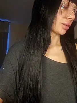 LucyMiax online show from April 6, 5:41 am