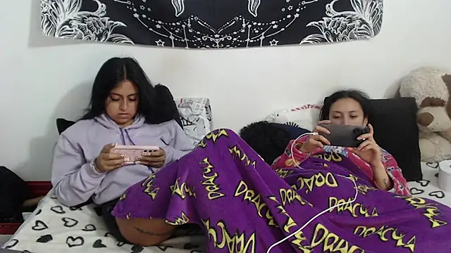 abby n emily online show from May 13, 3:40 pm