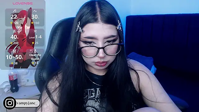 VamppyJane online show from October 17, 9:40 pm